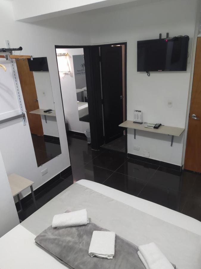 Hotel Aura Medellín Extérieur photo