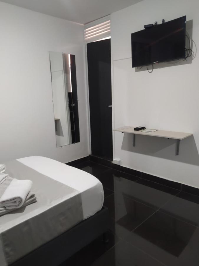 Hotel Aura Medellín Extérieur photo