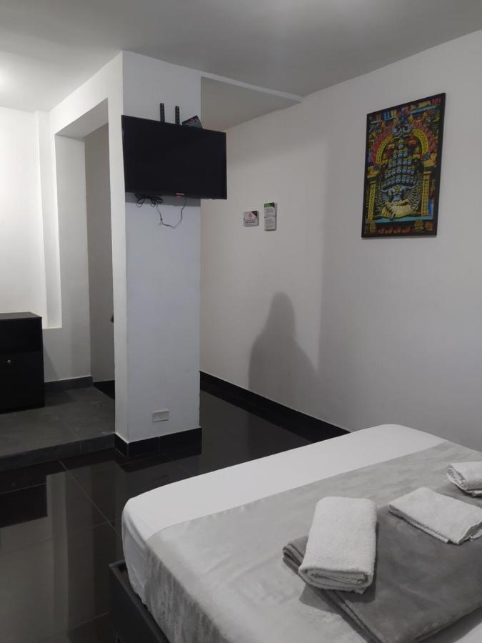 Hotel Aura Medellín Extérieur photo